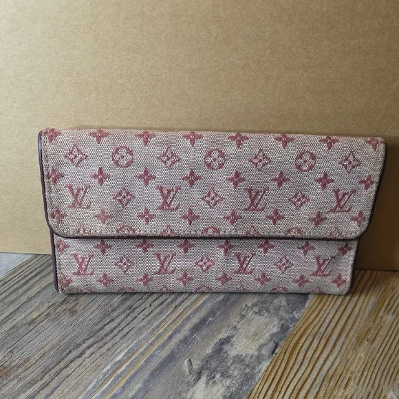 Louis Vuitton Vintage Josephine Denim Bordeaux Long Wallet - Picture 1 of 8